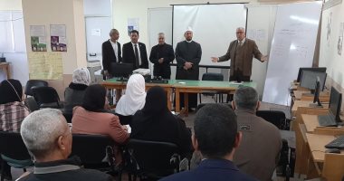رئيس منطقة الإسكندرية الأزهرية يتفقد البرنامج التدريبي التكاملى لشيوخ المعاهد