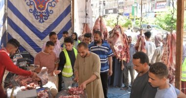 منفذ التحالف الوطنى للعمل الأهلى فى أسيوط يواصل بيع اللحوم بأسعار مخفضة