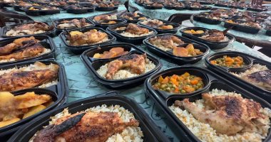 260 وجبة يوميا للصائمين.. مطبخ الخير بالكنيسة الإنجيلية فى بورسعيد يودع رمضان