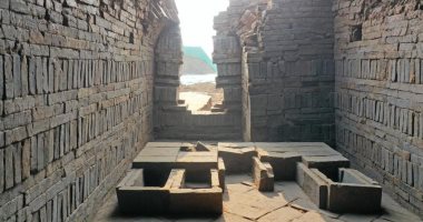أثريون يعثرون على 13 مقبرة عمرها 1500 عام فى الصين