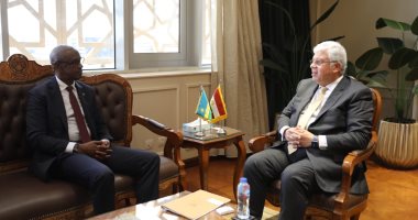 وزير التعليم العالى يستقبل سفير رواندا بالقاهرة لبحث سُبل تعزيز التعاون