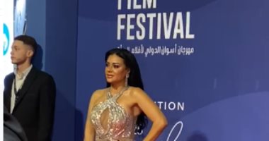 رانيا يوسف تخطف الأنظار فى حفل افتتاح مهرجان أسوان الدولى للمرأة