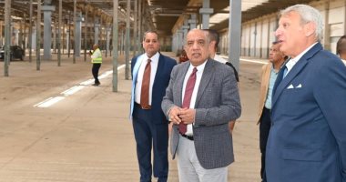  وزير قطاع الأعمال يتفقد أعمال تطوير شركة النصر لصناعة السيارات وخطوط الإنتاج 
