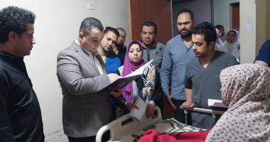 مدير مستشفي بنى سويف التخصصي يزور المرضى من الأشقاء الفلسطينيين