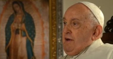 بابا الفاتيكان يحذر من تشريع المخدرات ويصف التجار بـ"القتلة"