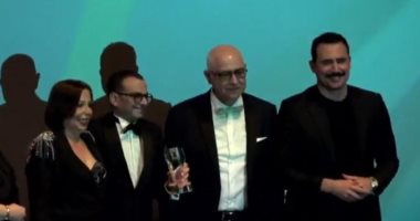 الفيلم المصرى أنف وثلاث عيون يفوز بجائزة الجمهور بمهرجان مالمو