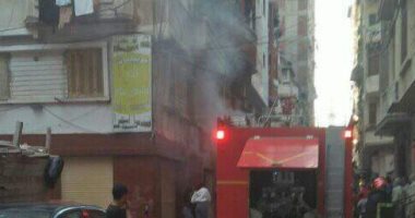 السيطرة على حريق مخزن حلوانى فى الجمرك بالإسكندرية
