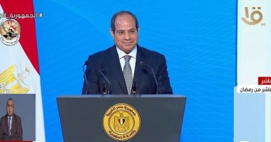 أخبار مصر.. الرئيس السيسى يحتفل مع العمال بعيدهم ويوجه بزيادة مخصصات صندوق إعانات الطوارئ