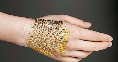 علماء أمريكيون يطورن جلدًا إلكترونيًا مطاطيًا يحاكى اللمسة البشرية