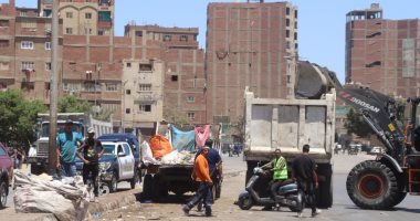 حملات إزالة مخلفات وضبط السيارات المكهنة بشوارع شبرا الخيمة والخصوص