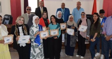 "تعليم بورسعيد" يكرم المشاركين فى مبادرة "دوى" لتنمية الأسرة المصرية