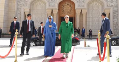 السيدة انتصار السيسى وحرم سلطان عمان فى زيارة للعاصمة الإدارية