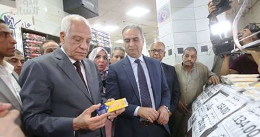 محافظ الجيزة ورئيس جهاز حماية المستهلك يقودان حملة رقابية على السلاسل التجارية