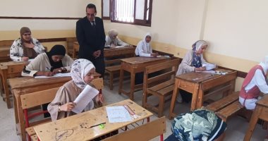 محافظ شمال سيناء يتفقد امتحانات الشهادة الإعدادية