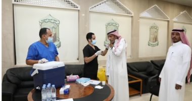 عقب حصوله عليه.. مفتى السعودية يناشد الراغبين فى الحج بضرورة تلقى اللقاحات