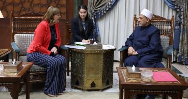 شيخ الأزهر يطالب صناع القرار العالمى بالاستماع للشعوب الرافضة لجرائم الصهاينة