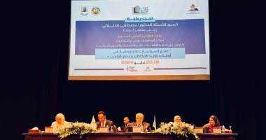 الخشت: جامعة القاهرة تدرك مسئوليتها فى إيجاد حلول علمية لدعم عملية صنع السياسات