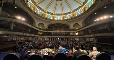 عميد اقتصاد القاهرة: نبحث مع مجلس الوزراء تأثير التحديات فى رسم السياسات الاقتصادية