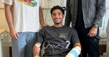 عمر مرموش يجرى جراحة ناجحة فى يده اليسرى