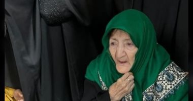 والدة الرئيس الإيرانى الراحل تبكى ابنها عقب سماع خبر وفاته.. فيديو