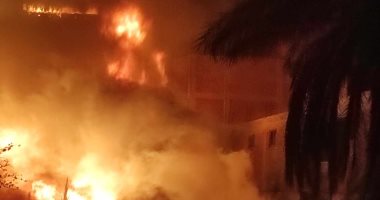 داخلية البحرين: قوات الدفاع المدنى تواصل جهود إخماد حريق سوق المنامة القديم
