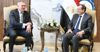 وزير البترول يستقبل رئيس كايرون إنرجى لبحث أنشطة الشركة وخططها فى مصر