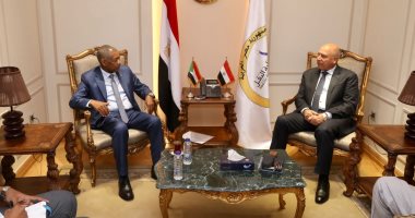 وزير النقل يستقبل السفير السودانى الجديد بالقاهرة لتدعيم العلاقات الثنائية