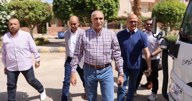 نائب رئيس "هيئة المجتمعات العمرانية" يتفقد مشروعات الإسكان والمرافق بمدينة طيبة الجديدة