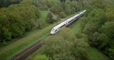 شاهد القطار فائق السرعة المصرى من الداخل.. صور وفيديو