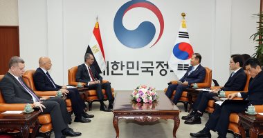 وزير الاتصالات يلتقى شركات كورية لجذب الاستثمار فى الذكاء الاصطناعى
