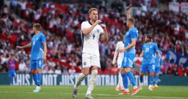 منتخب إنجلترا يتأخر بهدف أمام أيسلندا فى الشوط الأول.. فيديو