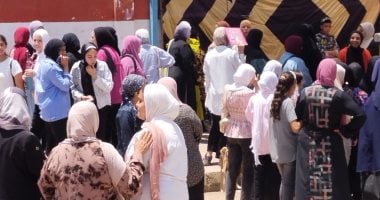 طالبة ثانوية من أمام لجنة الإحصاء: الامتحان من مراجعات اليوم السابع.. فيديو