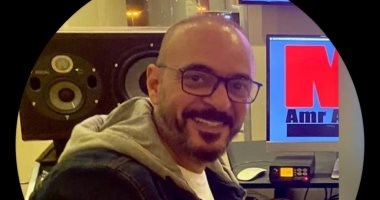 وفاة الموزع الموسيقى عمرو عبد العزيز بعد صراع مع السرطان
