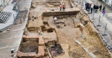 اكتشاف مقبرة للرضع من العصر الرومانى فى فرنسا.. اعرف حكايتها