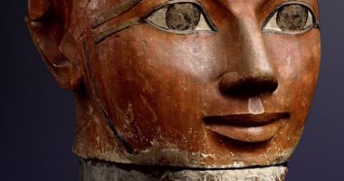 شاهد رأس تمثال حتشبسوت.. من روائع المتحف المصري