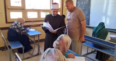 مدير أزهر الإسماعيلية يتفقد امتحانات الشهادة الثانوية شرق قناة السويس