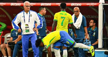 مدرب البرازيل يقلل من غياب فينيسيوس أمام أوروجواي: فقدنا نيمار بالفعل