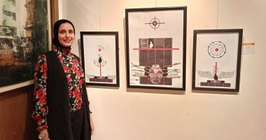 التشكيلية ياسمين جمال تجسد التأثير السلبي للتنمر في لوحاتها بالمعرض العام