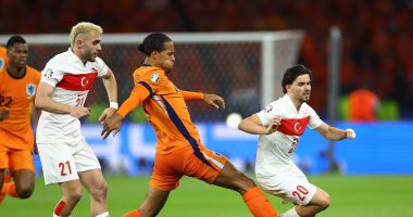 هولندا ضد تركيا.. الطواحين تقلب الطاولة بهدفين في 5 دقائق 2-1 "فيديو"