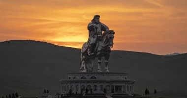  وزنه 250 طنا من الفولاذ المقاوم للصدأ.. تمثال جنكيز خان يوثق مسيرة فارس الإمبراطورية المغولية