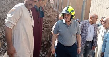 محافظ أسيوط يتفقد حادث انهيار منزل بمنفلوط وإنقاذ السكان.. صور