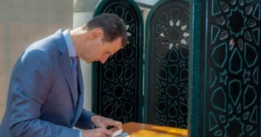 الرئيس السورى يدلى بصوته فى انتخابات أعضاء مجلس الشعب للدور التشريعى الرابع