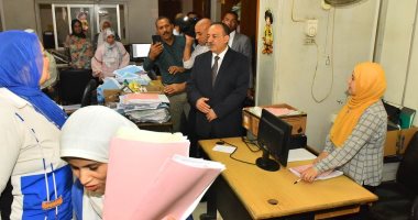 محافظ أسيوط يزور معهد جنوب مصر للأورام ويشيد بتجهيزاته وجودة الخدمات