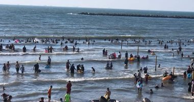 تسليم 147طفل تائه وإنقاذ 147حالة من الغرق بشاطئ رأس البر اليوم