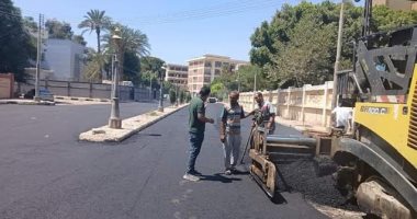 بدء رصف شارع المدارس بمدينة ناصر فى سوهاج بطول 30 كيلو مترا