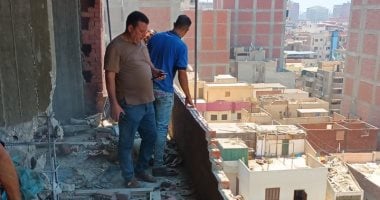 محافظ القليوبية يتابع حملة إزالة الطوابق المخالفة بمنطقة الفلل فى بنها