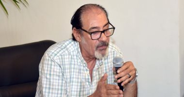 التقنية أم الفكرة أيهما المحدد الرئيسى فى الفن التشكيلى؟ صلاح حماد يجيب