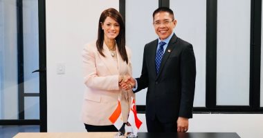 وزيرة التخطيط تبحث مع الوزير الثاني للشئون الخارجية والتعليم بسنغافورة تعزيز التعاون