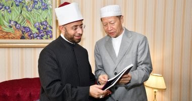 وزير الأوقاف يلتقى رئيس الجمعية الإسلامية الصينية والوفد المرافق له