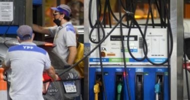 الأرجنتين تقرر زيادة جديدة فى سعر البنزين بداية من أغسطس